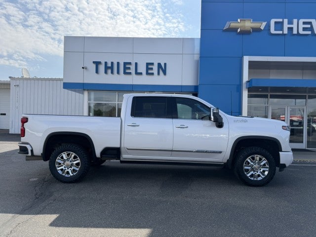 2024 Chevrolet Silverado 2500 HD High Country in Iridescent Pearl Tricoat — front three-quarter view